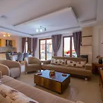 Villa Infinity Opal