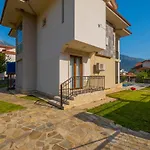 Villa Infinity Opal *