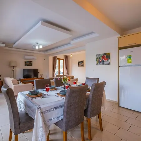 Villa Infinity Opal *