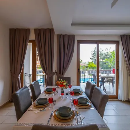 Villa Infinity Opal *