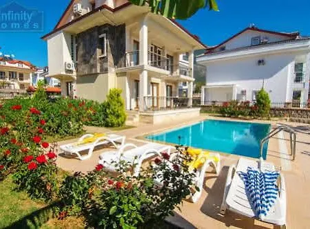 Villa Infinity Opal