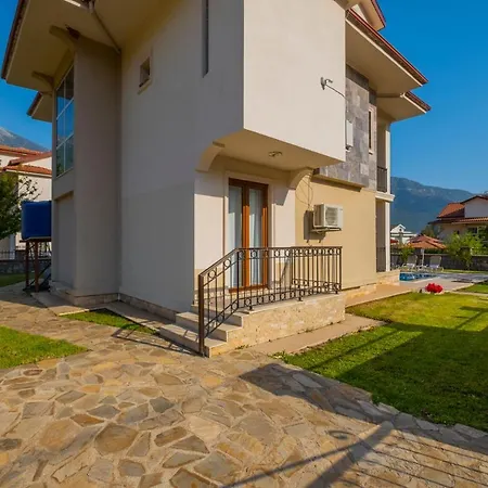 Villa Infinity Opal *