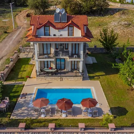 וילה Infinity Opal